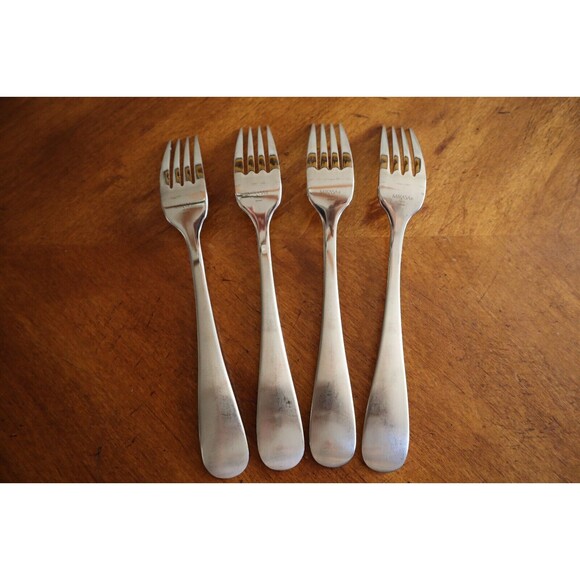 Lot 4x Mikasa Bravo Stainless Satin / Glossy Tines Vietnam Dinner Forks 8.3" - Picture 8 of 11